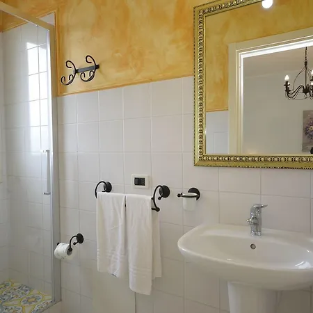 Catarin Comfort Rooms Castelluzzo Exterior foto